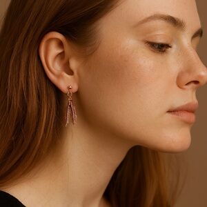 Wheeler Manufacturing Copper Feather Dangle Pierced Earrings Vintage 1.5”